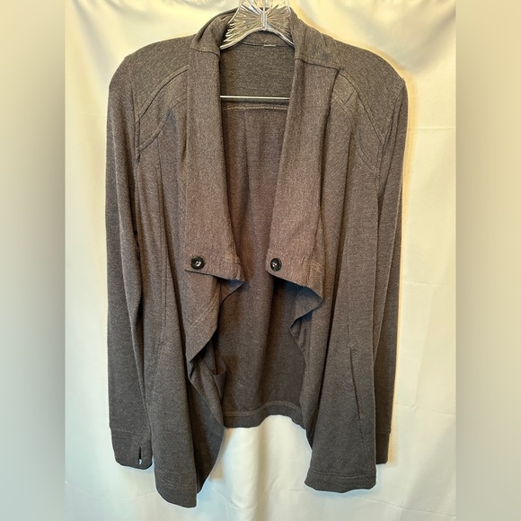Lululemon Coast Wrap Women’s 8 Gray Relaxed Thumb Holes Open Front Activewear - Picture 2 of 10